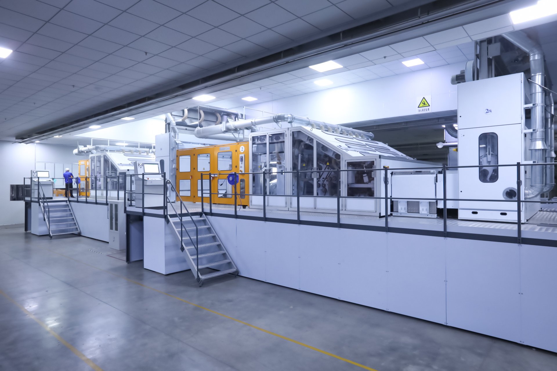 全棉時代水刺車間