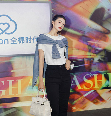 一朵棉花被搬上T臺(tái)，果然不同凡響